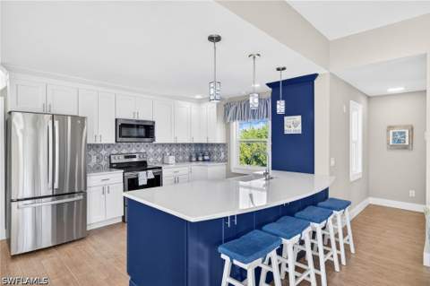 167 Mandalay Rd, Fort Myers Beach FL - photo 13 of 44