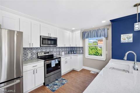 167 Mandalay Rd, Fort Myers Beach FL - photo 15 of 44