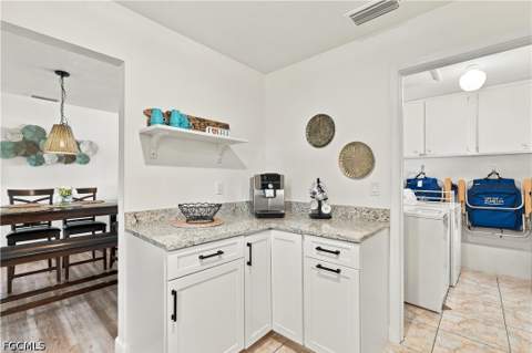5229 Pocatella Ct, Cape Coral FL - photo 11 of 31