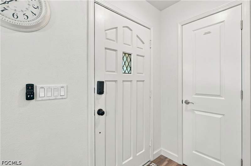 2 bedroom SingleFamilyResidence at 5229 Pocatella Ct, Cape Coral, Cape Coral — photo 5