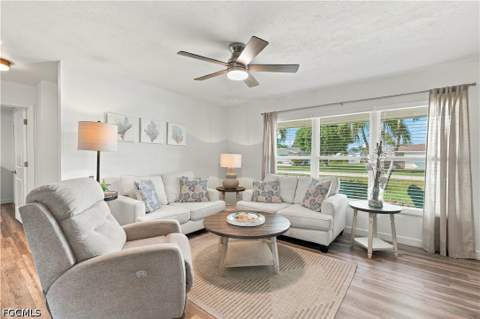 5229 Pocatella Ct, Cape Coral FL - photo 7 of 31