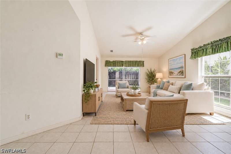 2 bedroom Attached at 12347 Londonderry Ln, Morton Grove, Bonita Springs — photo 3