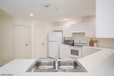 12347 Londonderry Ln, Bonita Springs FL - photo 8 of 28