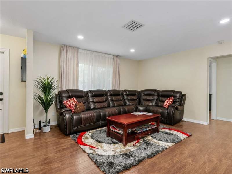 3 bedroom SingleFamilyResidence at 5512 25th Pl SW, Golden Gate City, Naples — photo 4