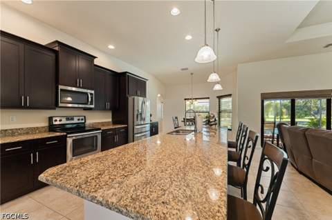1426 SW 12th Ter, Cape Coral FL - photo 11 of 45