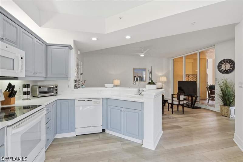 1 bedroom Condominium at 410 Bayfront Pl 2209, Bayfront, Naples — photo 5