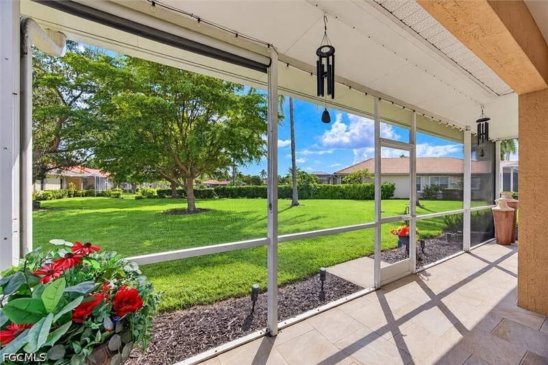 3 bedroom Attached at 7905 Harmony Lake Ct, Reflection Lakes, Fort Myers — photo 3