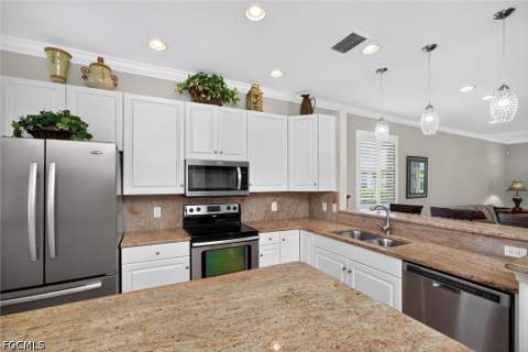 7905 Harmony Lake Ct, Fort Myers FL - photo 7 of 47