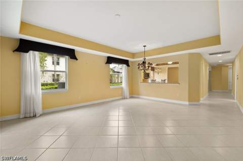 6073 Ashford Ln 802, Naples FL - photo 7 of 20