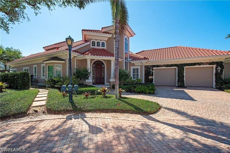 4 bedroom Attached at 7100 Verde Way, Isle Verde, Naples — photo 4