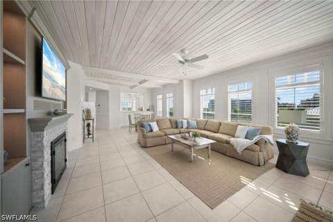 257 Barefoot Beach Blvd 404, Bonita Springs FL - photo 8 of 49