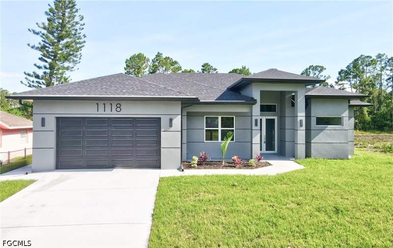 4 bedroom SingleFamilyResidence at 1118 Bari St E, Lehigh Acres, Lehigh Acres — photo 2