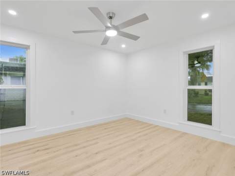 16 Kings Rd A16, Naples FL - photo 22 of 36