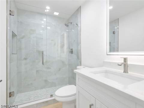 16 Kings Rd A16, Naples FL - photo 24 of 36