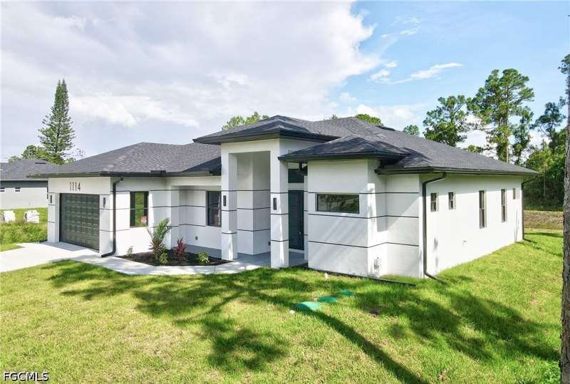 4 bedroom SingleFamilyResidence at 1114 Bari St E, Lehigh Acres, Lehigh Acres — photo 3