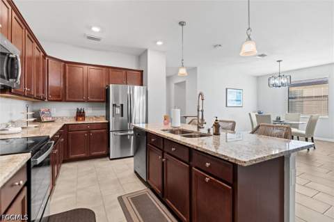 14180 Vindel Cir, Fort Myers FL - photo 24 of 49