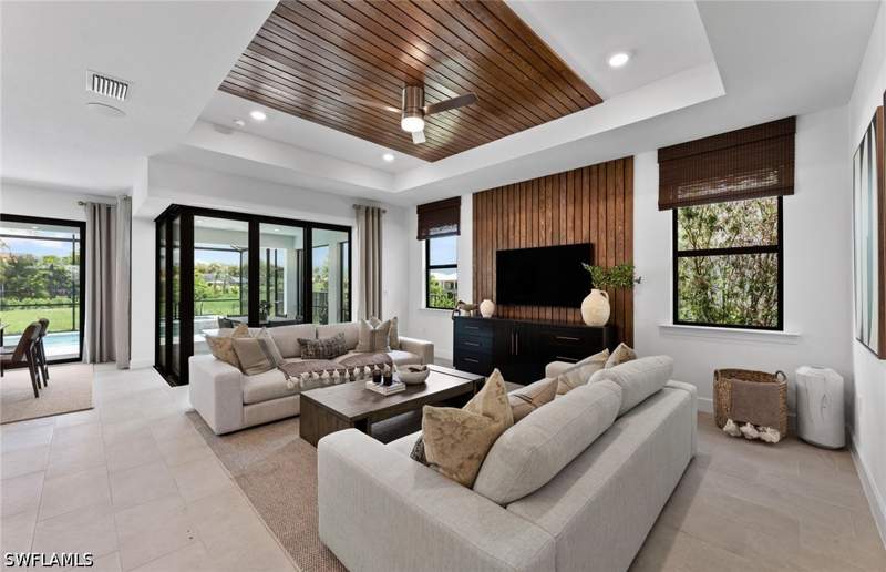 3 bedroom SingleFamilyResidence at 3057 Weston Manor Dr, Country Club, Alva — photo 4