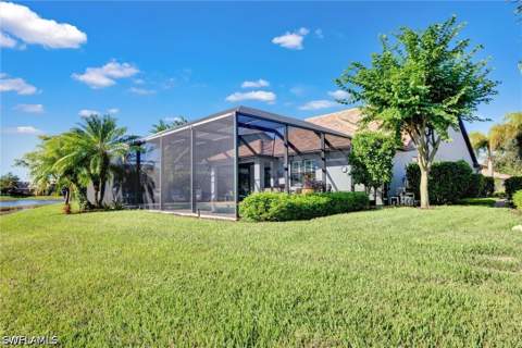 7235 Live Oak Dr, Naples FL - photo 10 of 46