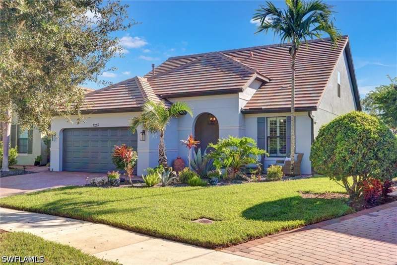 3 bedroom SingleFamilyResidence at 7235 Live Oak Dr, Winding Cypress, Naples — photo 3