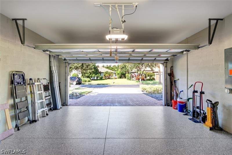 3 bedroom SingleFamilyResidence at 7235 Live Oak Dr, Winding Cypress, Naples — photo 5