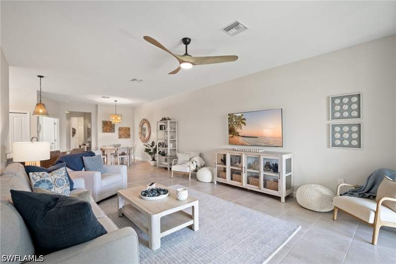 2 bedroom SingleFamilyResidence at 19561 Hinkley Dr, Verdana Village, Estero — photo 2