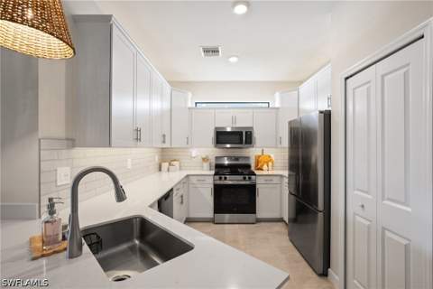 19561 Hinkley Dr, Estero FL - photo 6 of 50