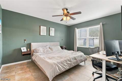 4317 SW 9th Pl, Cape Coral FL - photo 7 of 32
