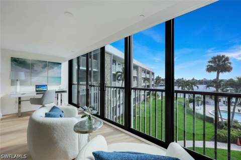 3000 Gulf Shore Blvd N 307, Naples FL - photo 11 of 36