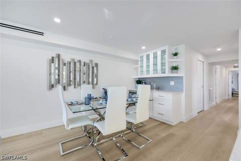 3000 Gulf Shore Blvd N 307, Naples FL - photo 19 of 36