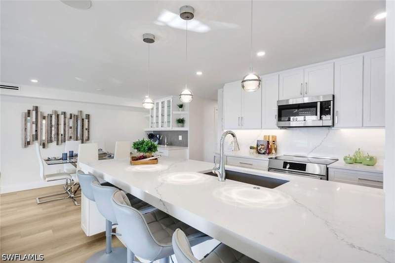 3 bedroom Condominium at 3000 Gulf Shore Blvd N 307, Harbour Cove, Naples — photo 3