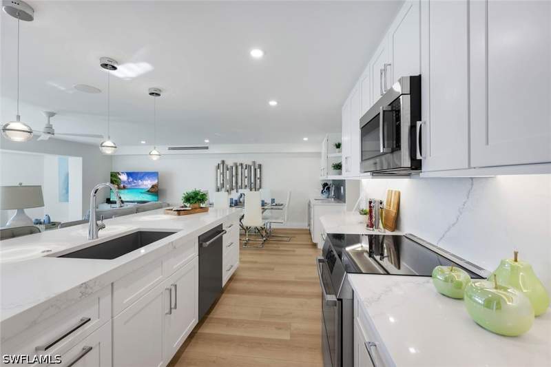 3 bedroom Condominium at 3000 Gulf Shore Blvd N 307, Harbour Cove, Naples — photo 4