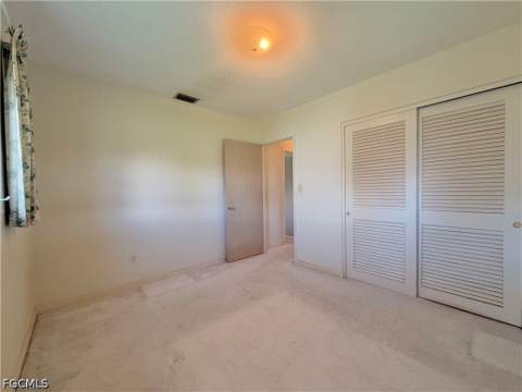 1419 Kimdale St E, Lehigh Acres FL - photo 21 of 47