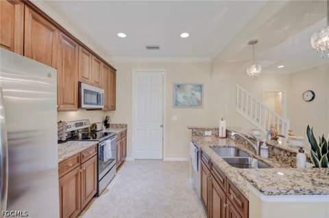 11879 Nalda St 12106, Fort Myers FL - photo 10 of 45