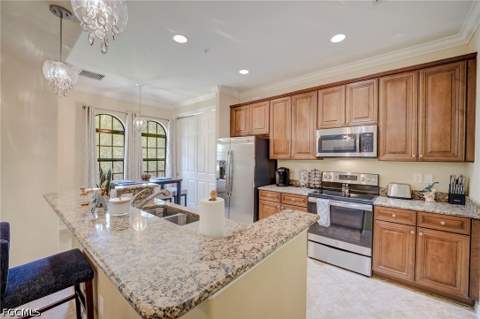 11879 Nalda St 12106, Fort Myers FL - photo 9 of 45