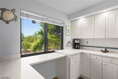 979 E Gulf Dr 282, Sanibel FL - photo 11 of 46