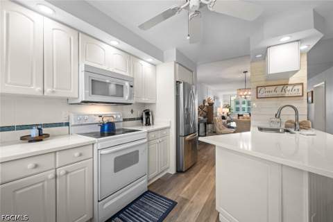 979 E Gulf Dr 282, Sanibel FL - photo 9 of 46