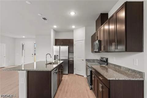 1414 NE 6th Ave, Cape Coral FL - photo 7 of 16