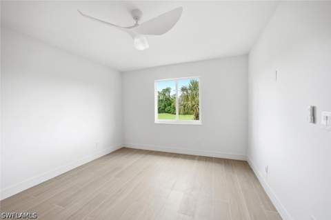 6985 Dennis Cir 204, Naples FL - photo 13 of 40