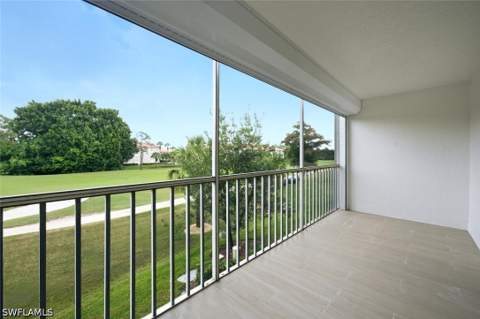 6985 Dennis Cir 204, Naples FL - photo 23 of 40