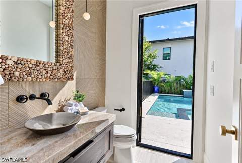 9100 Vanderbilt Dr, Naples FL - photo 19 of 47