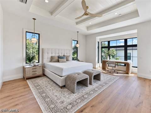 9100 Vanderbilt Dr, Naples FL - photo 21 of 47