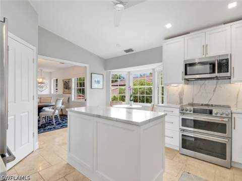 4465 Dover Ct 1003, Naples FL - photo 10 of 38