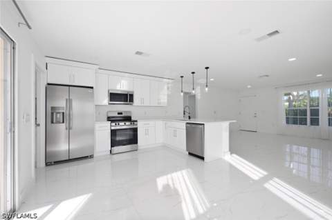 862 99th Ave N, Naples FL - photo 6 of 24