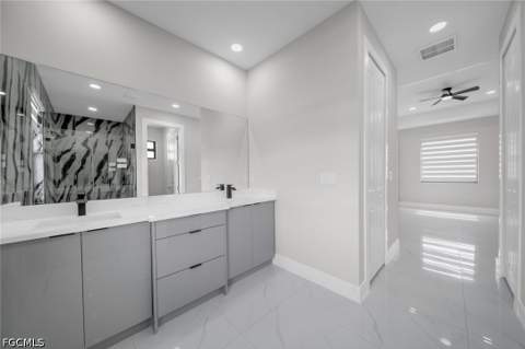 1014 Lee Ave, Lehigh Acres FL - photo 18 of 35