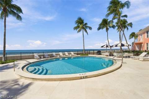 2401 Gulf Shore Blvd N 52, Naples FL - photo 22 of 23