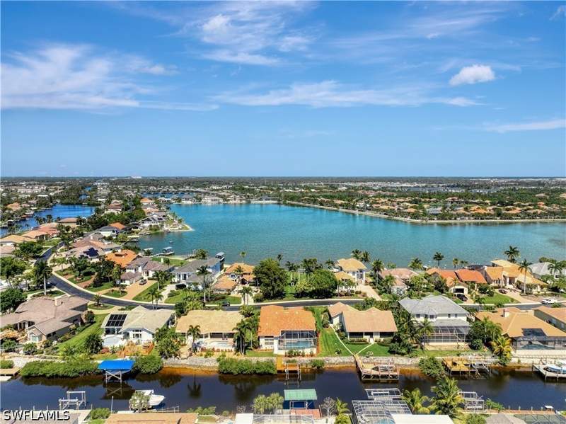 4 bedroom SingleFamilyResidence at 5561 Harborage Dr, Harborage, Fort Myers — photo 5