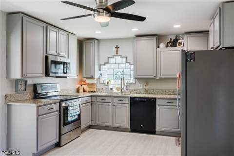 15 SE 10th Ave, Cape Coral FL - photo 10 of 55