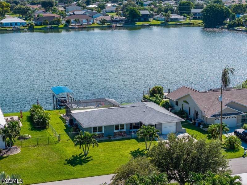 3 bedroom SingleFamilyResidence at 15 SE 10th Ave, Cape Coral, Cape Coral — photo 2