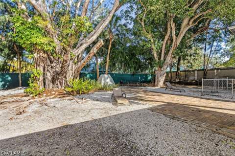 2563 Weeks Ave, Naples FL - photo 18 of 23