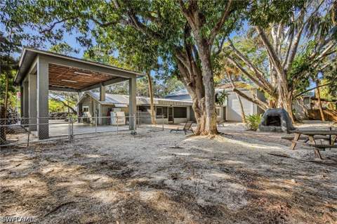 2563 Weeks Ave, Naples FL - photo 19 of 23